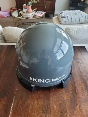 Vq4550 King Tailgater Bundle - Portable Satellite Tv Antenna / No Remote