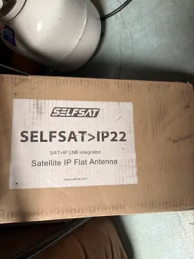 Dvb-s2 Selfsat Ip22 Sat-ip Flat Panel Satellite Antenna New Unopened