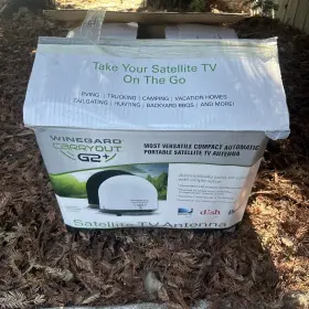 Gm-6000 Winegard 615798401399 Carryout G2 Plus Automatic Portable Satellite Tv Antenna White