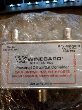 Winegard Ds-8000 Powered Off-air/satellite Combiner Rv Tv Antenna Diplexer