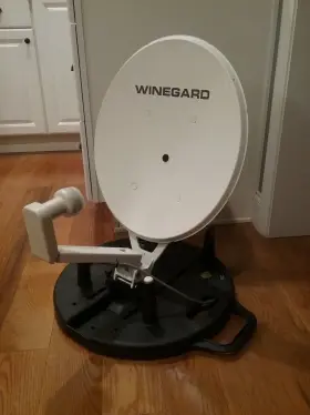 Winegard Rd-9046 Portable Satellite Dish Inch Directv Rv/camper/truck Tailgate